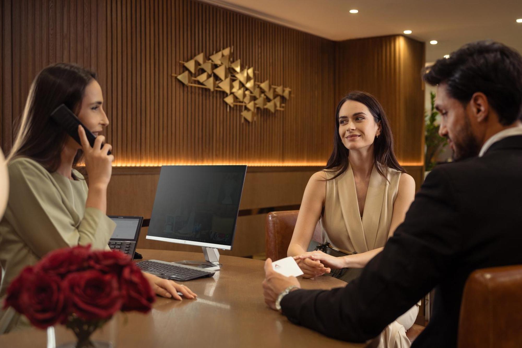 Golden Sands Suites Dubai Dış mekan fotoğraf